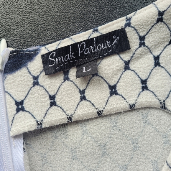 Smak Parlour Cat Print Dress, VGUC, Size L - Picture 7 of 8